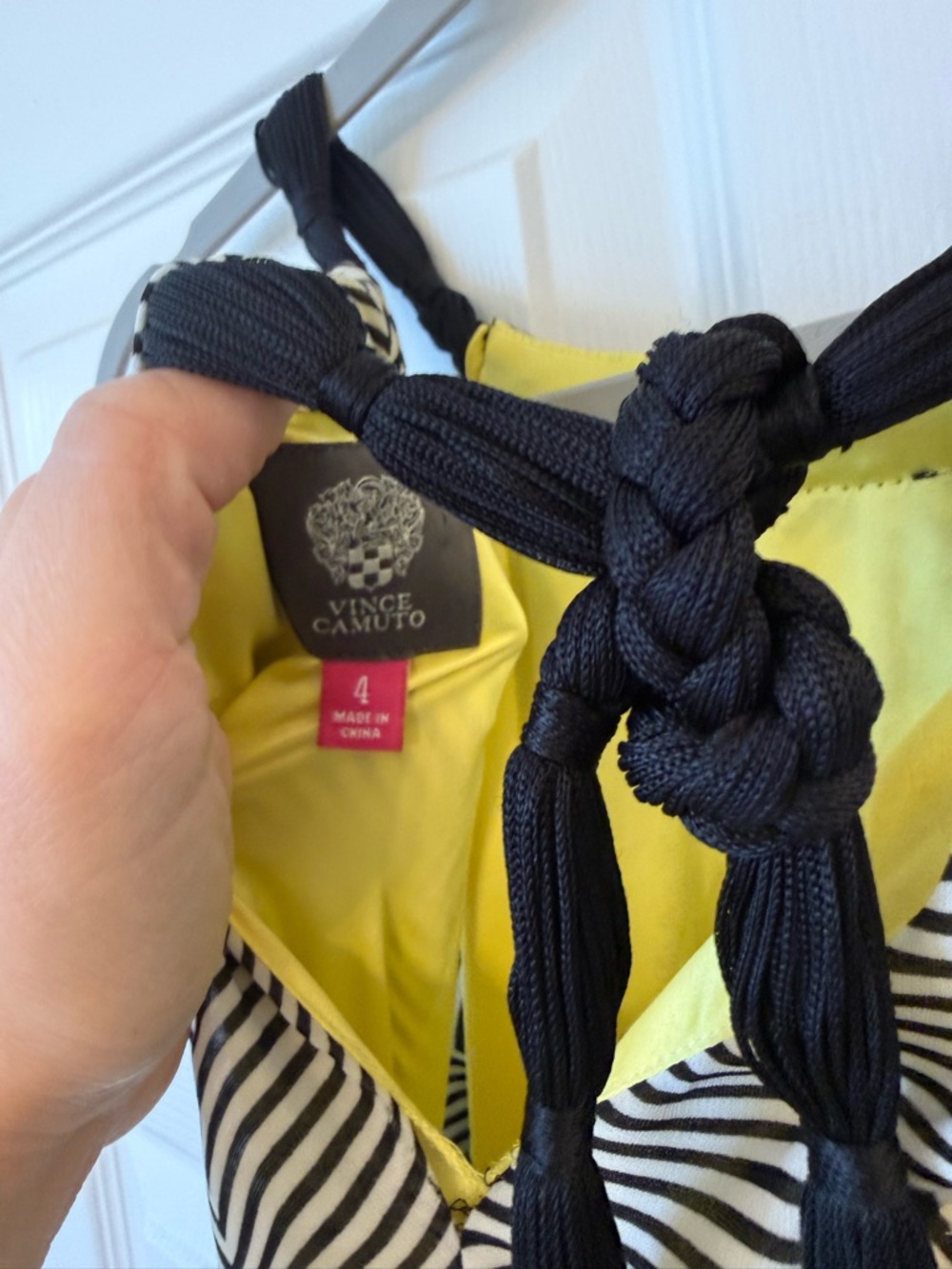 Vince Camuto Yellow and Black
Maxi Dress, Size 4 - Picture 6 of 6